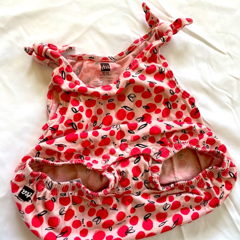 Tea Collection - sleeveless summer pink romper